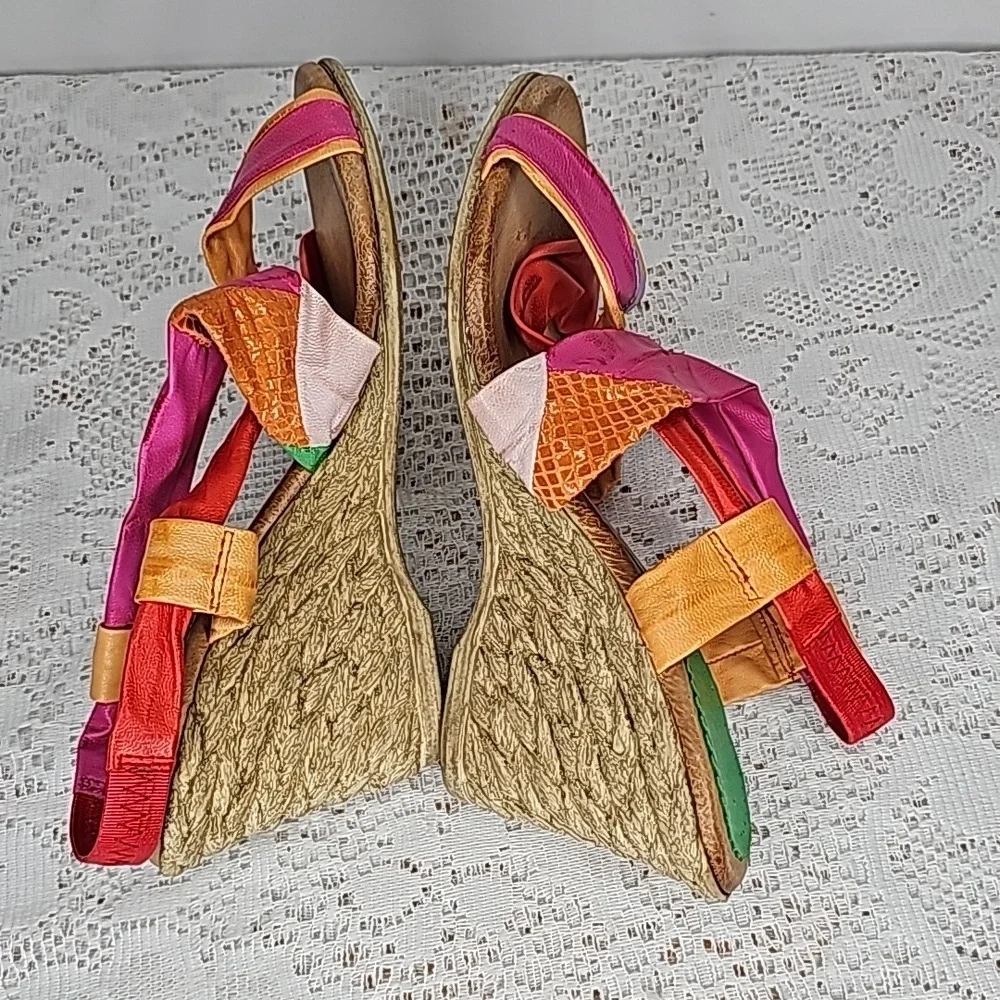 Azura size 37